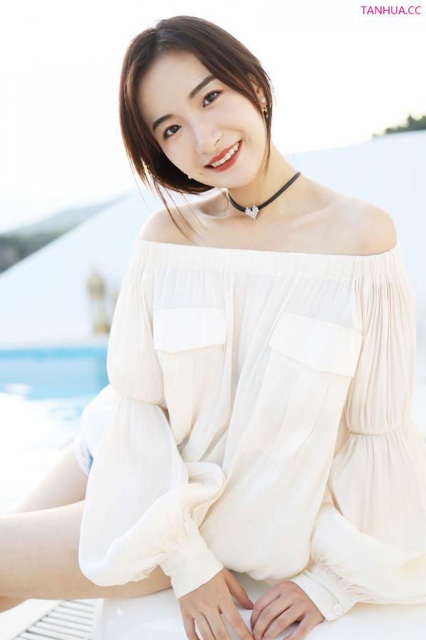 龚天艺 艺儿拿铁 [XIUREN]高清写真图 2020.01.21 艺儿拿铁第22张图片